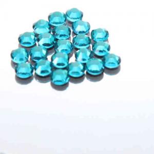 Стразы стекло (гологр. цирконий)   SS 5 (100 шт)  Blue Zircon AB (007)